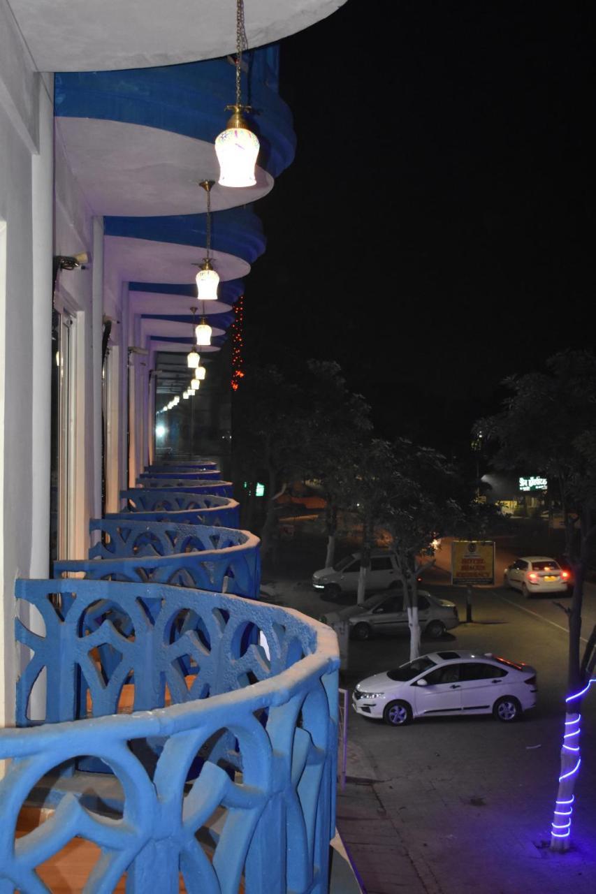 Hotel Shagun Residency Mathura Bagian luar foto